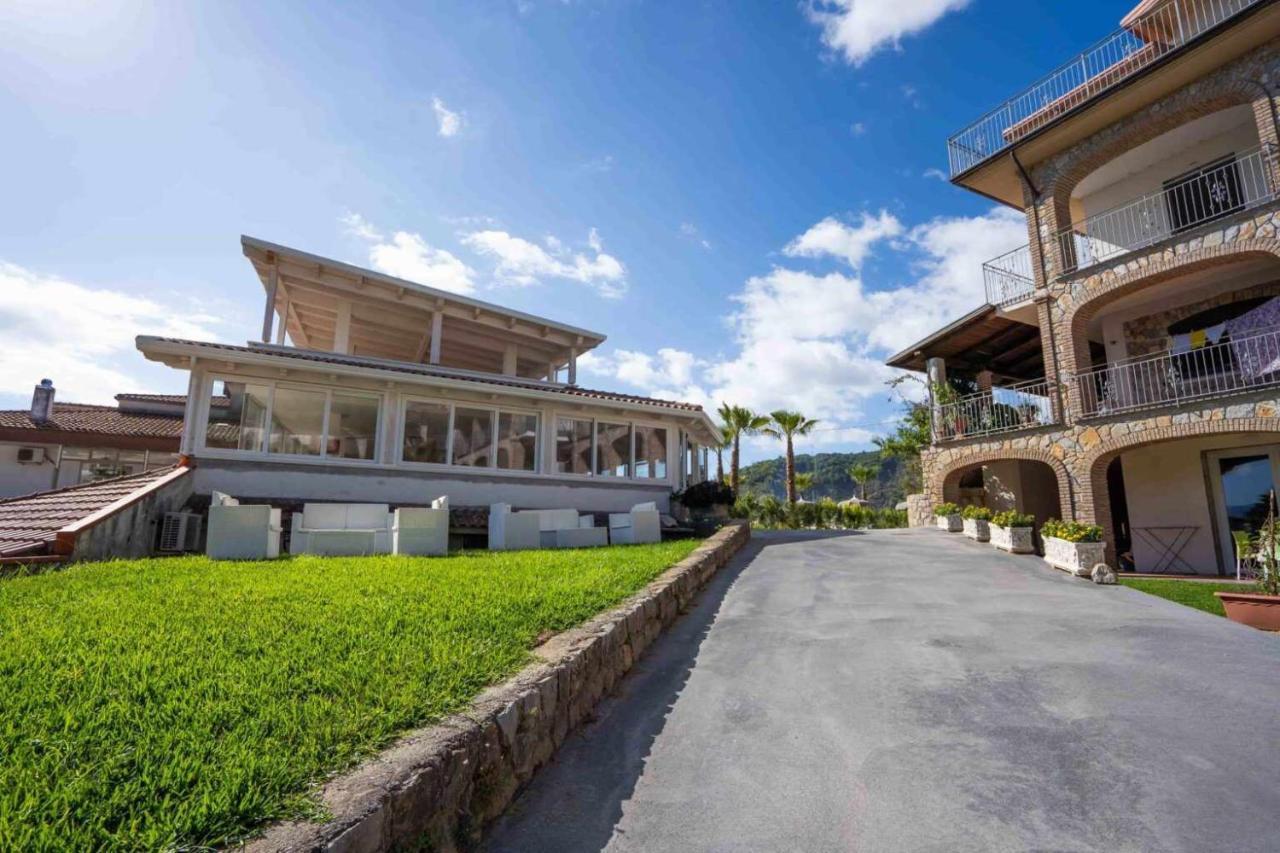 Hotel Santa Lucia Policastro Bussentino Exterior photo